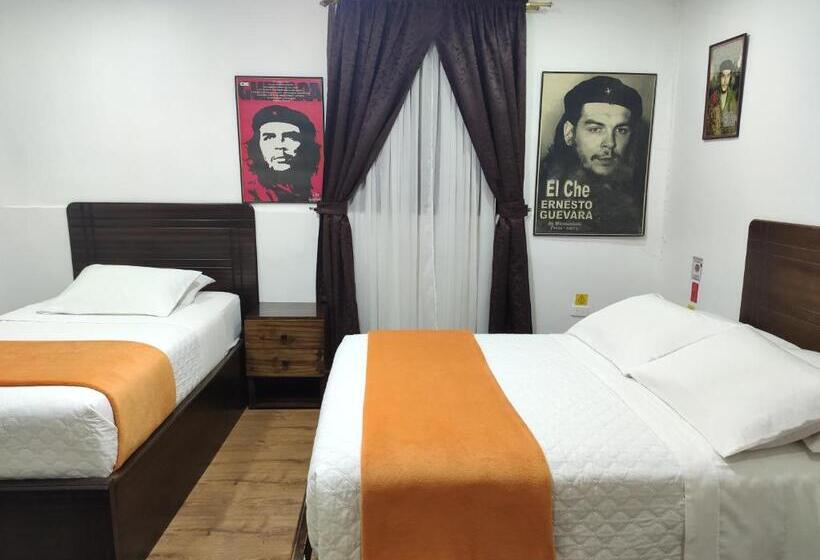 酒店 El Che No Apto Para Corruptos