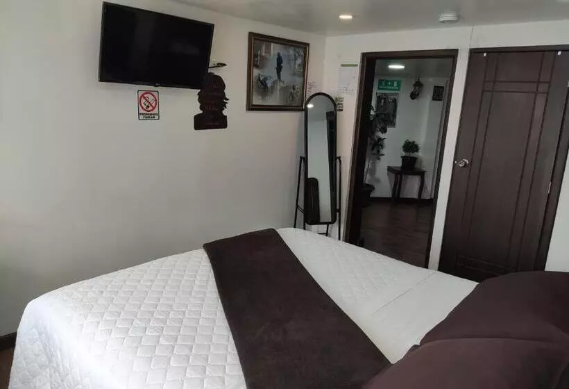 ホテル El Che No Apto Para Corruptos