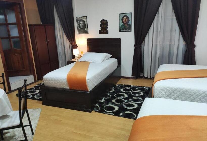 酒店 El Che No Apto Para Corruptos