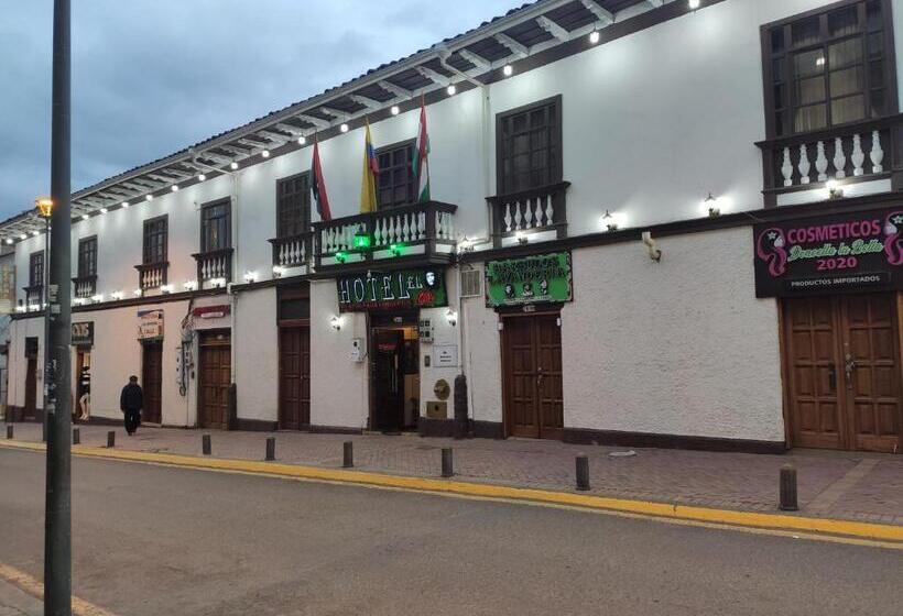 酒店 El Che No Apto Para Corruptos