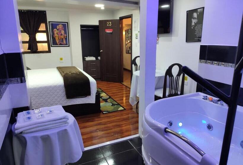 酒店 El Che No Apto Para Corruptos