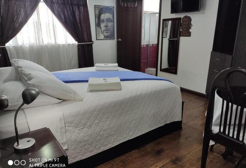 酒店 El Che No Apto Para Corruptos