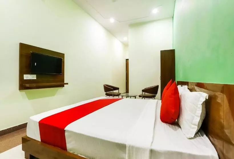 Hr 20 Hotel And Restaurant