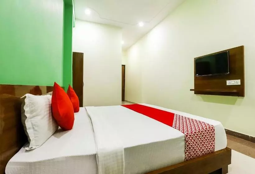 Hr 20 Hotel And Restaurant