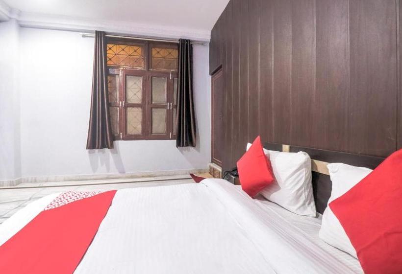 בית מלון כפרי Oyo 78411 The Luxury Living