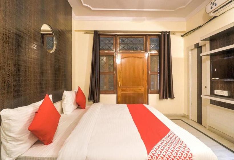 בית מלון כפרי Oyo 78411 The Luxury Living