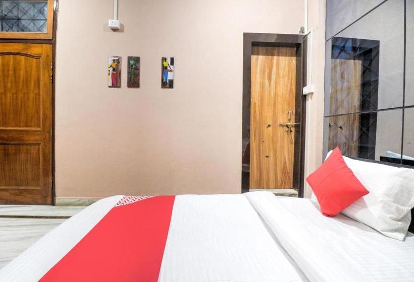 בית מלון כפרי Oyo 78411 The Luxury Living