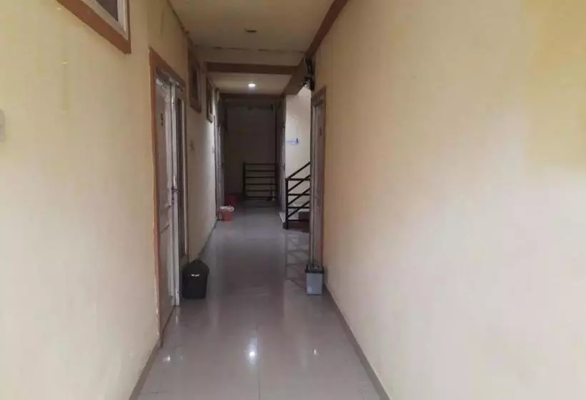 ホテル Oyo 90231 Anugrah Syariah