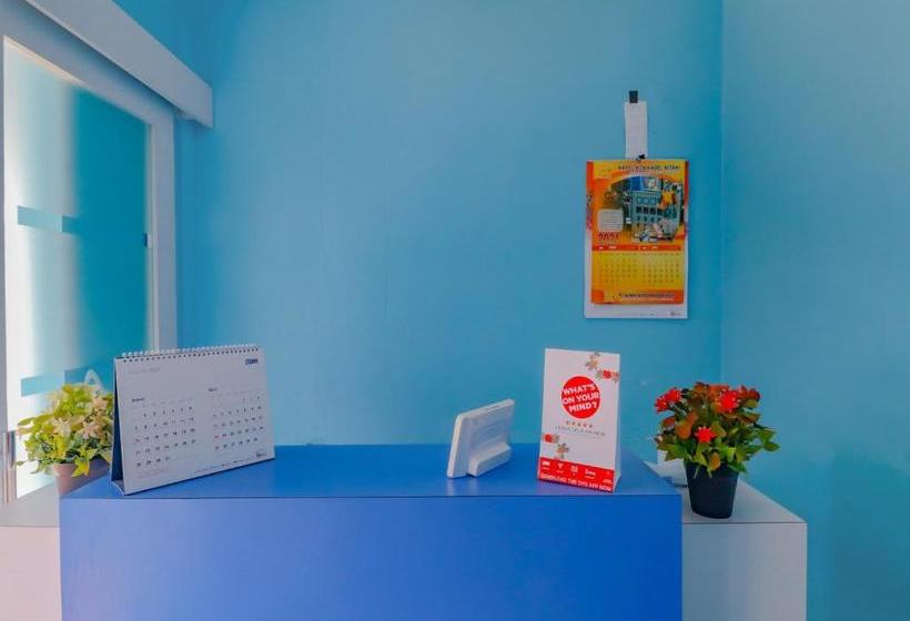 בית מלון כפרי Oyo 90255 Villa Cipendawa Md28 Cianjur