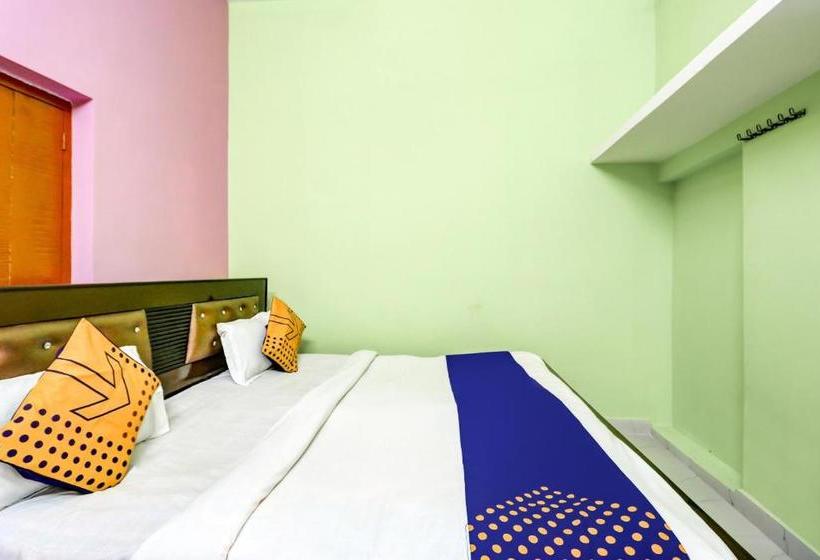 호텔 Spot On 77611 Hanuman Ji Guesthouse