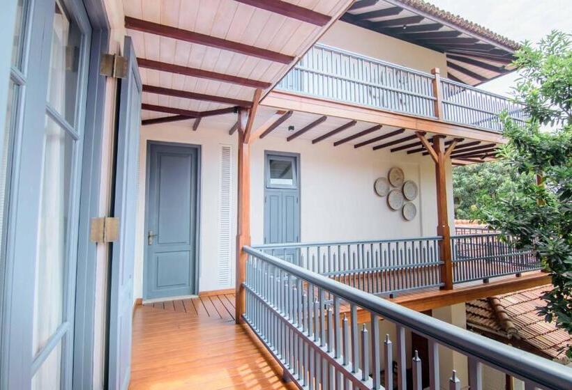 فندق The Merchant