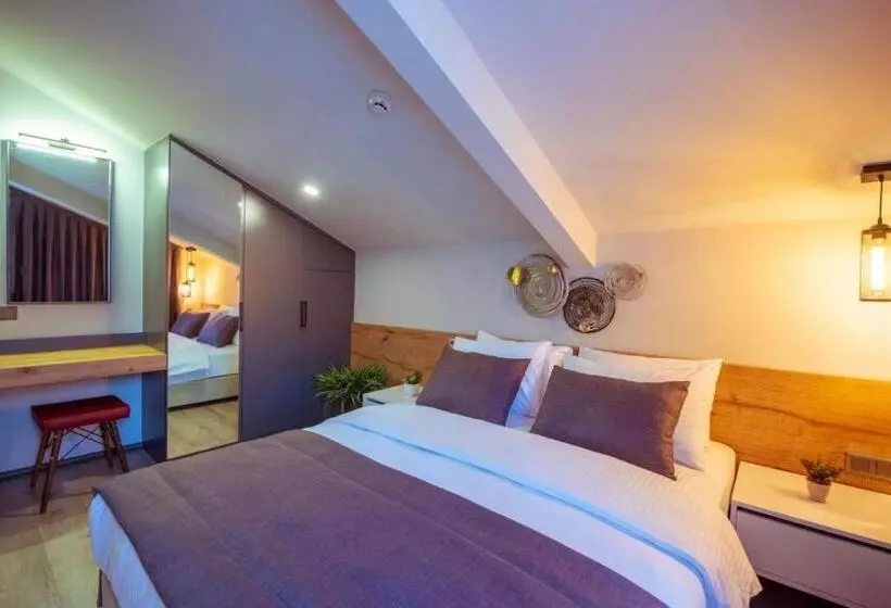 S3 King Residence