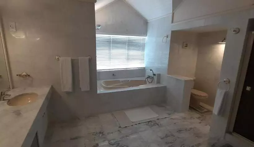 تختخواب و صبحانه Guesthouse Indongo Swakopmund