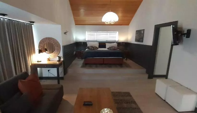 تختخواب و صبحانه Guesthouse Indongo Swakopmund