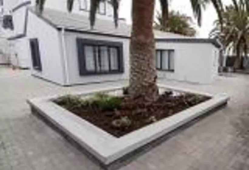 تختخواب و صبحانه Guesthouse Indongo Swakopmund