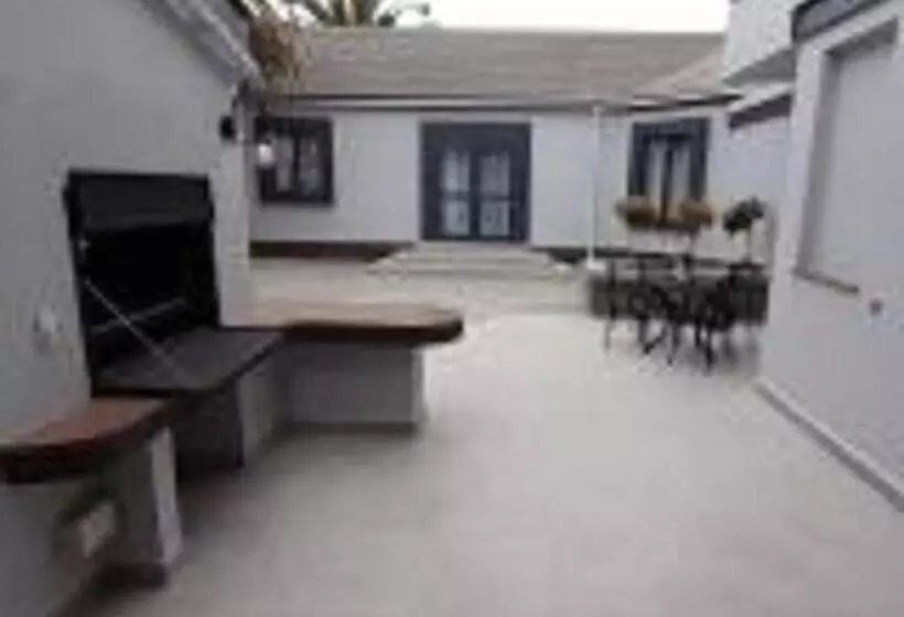 تختخواب و صبحانه Guesthouse Indongo Swakopmund