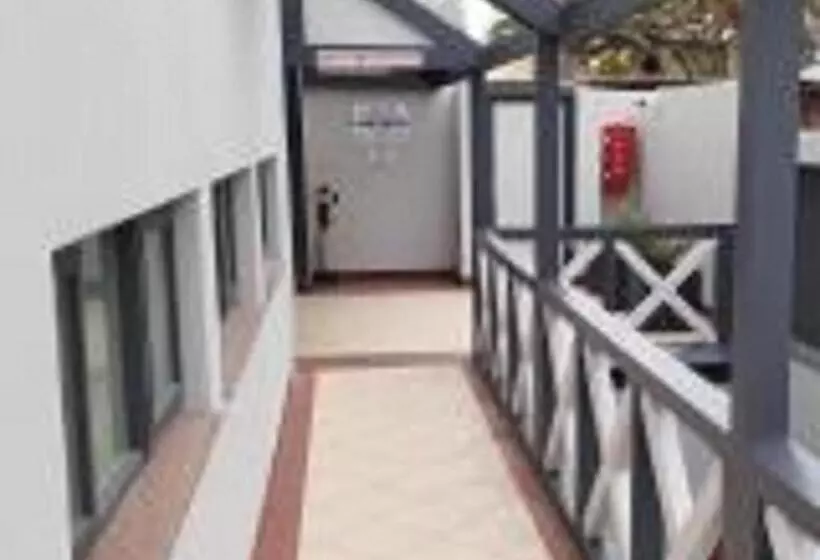 تختخواب و صبحانه Guesthouse Indongo Swakopmund