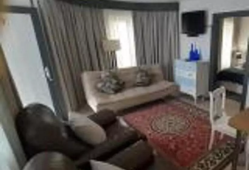 تختخواب و صبحانه Guesthouse Indongo Swakopmund