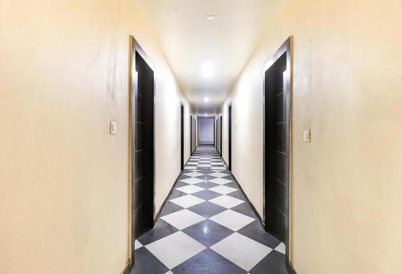 호텔 Collection O 77782 Mini Punjab Hill Side Rooms