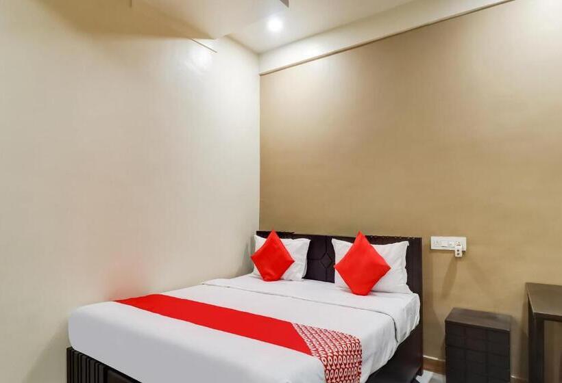 호텔 Collection O 77782 Mini Punjab Hill Side Rooms