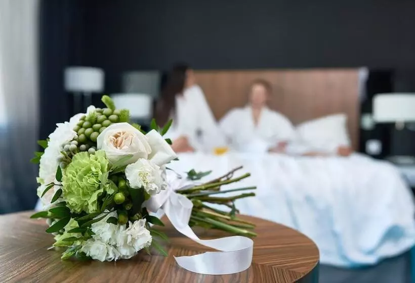 Hotelli Indigo Spring   Woodlands Area, An Ihg