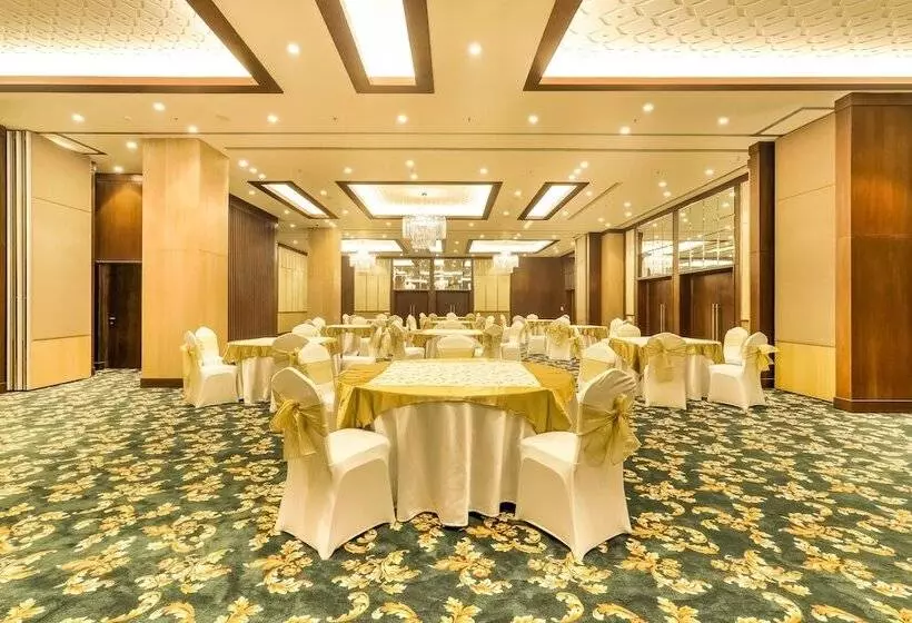 Lemon Tree Hotel, Aligarh