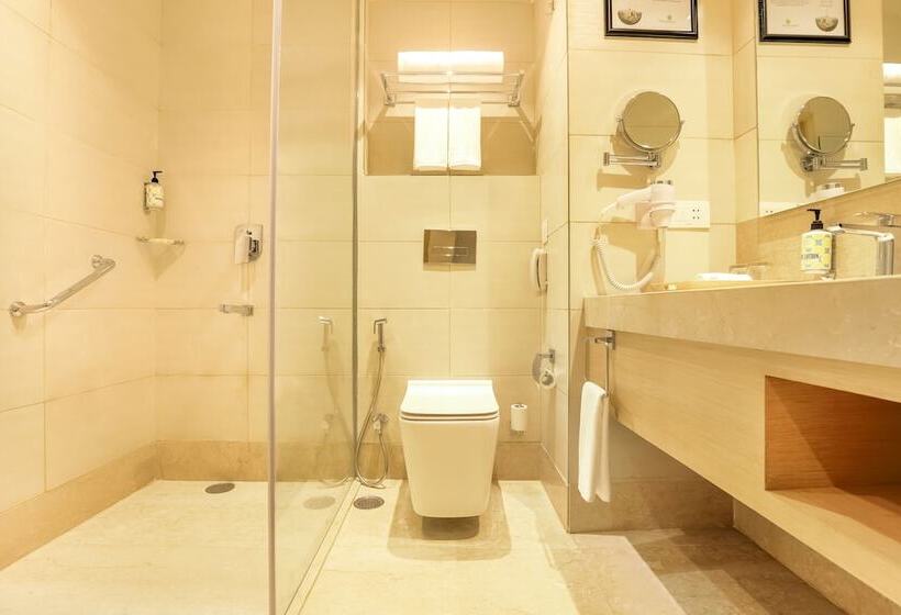 Lemon Tree Hotel, Aligarh