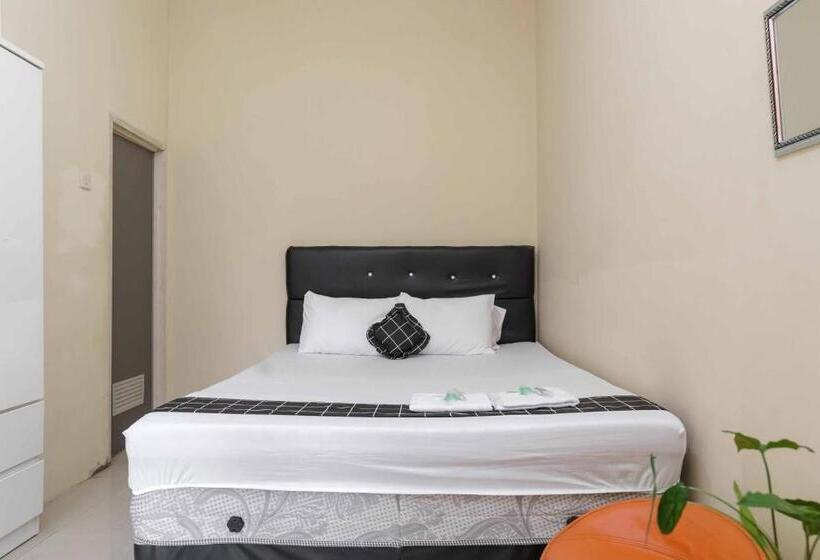 فندق Madinah House Syariah Mitra Reddoorz