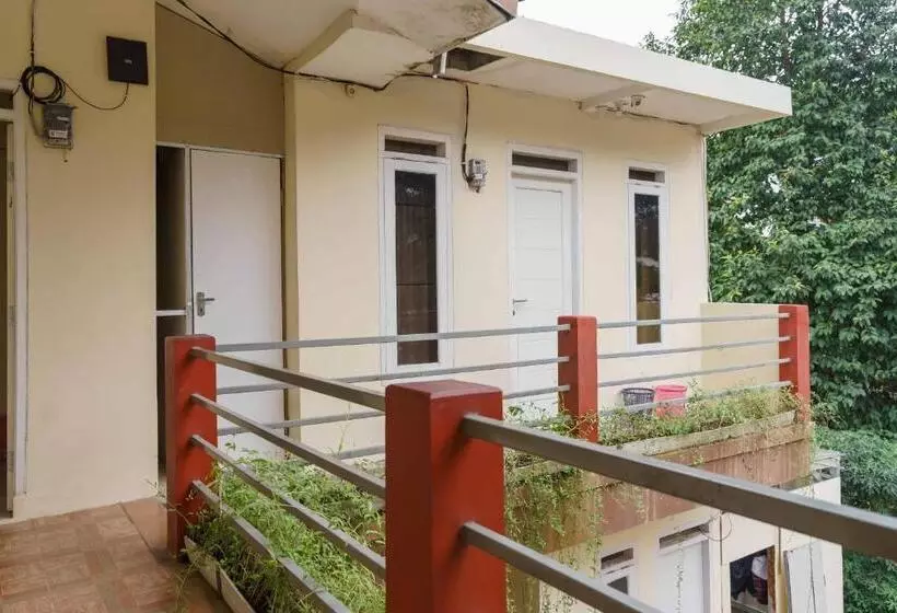 هتل Madinah House Syariah Mitra Reddoorz