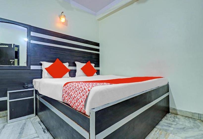 فندق Oyo 77893  Gopal