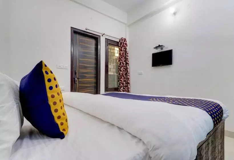 هتل Spot On 77952 Gs Guest House
