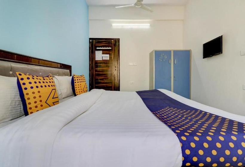 فندق Spot On 77952 Gs Guest House