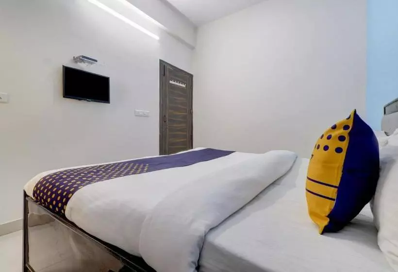 هتل Spot On 77952 Gs Guest House