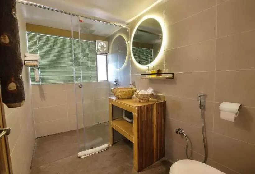 Hotelli Tadoba Jungle Camp