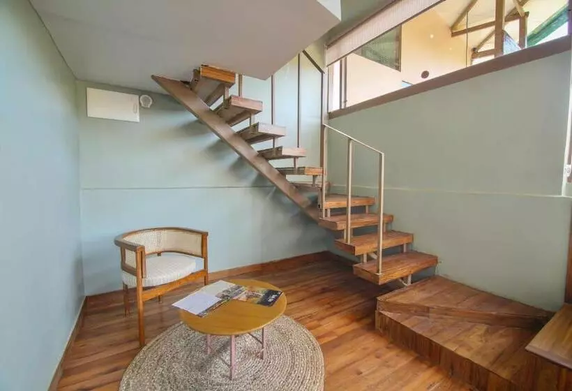 Hotelli Tadoba Jungle Camp