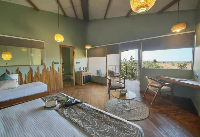 Hotelli Tadoba Jungle Camp