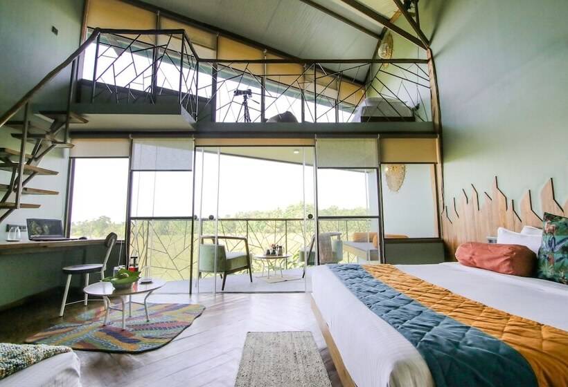 호텔 Tadoba Jungle Camp