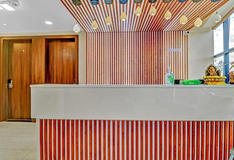 ホテル Treebo Punarnava Bypass Road