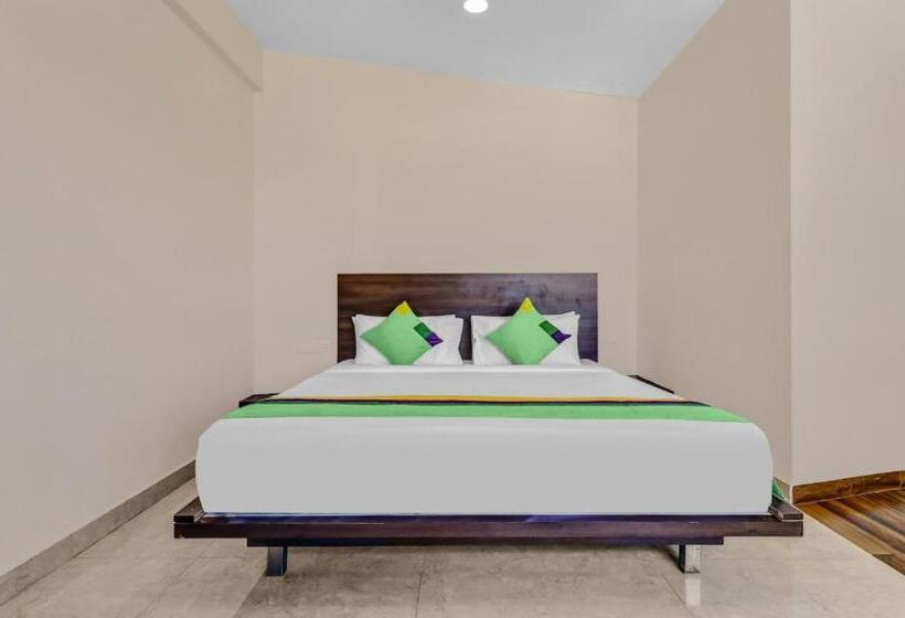 ホテル Treebo Punarnava Bypass Road