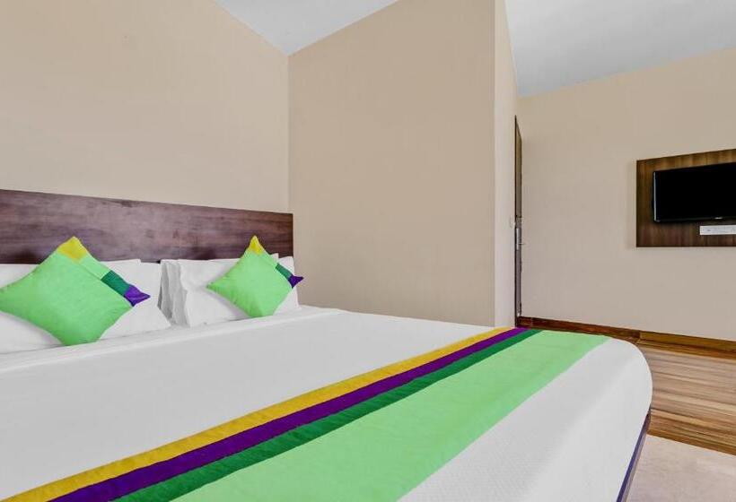 ホテル Treebo Punarnava Bypass Road