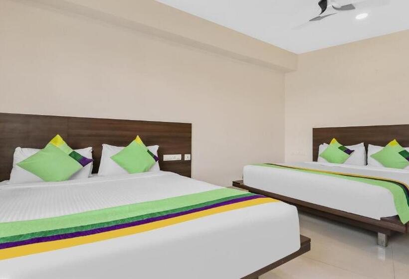 ホテル Treebo Punarnava Bypass Road