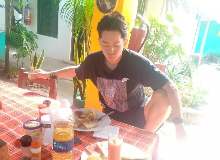 ペンション Homeland Swahili Lodge Nungwi Backpacker Apartments Budget