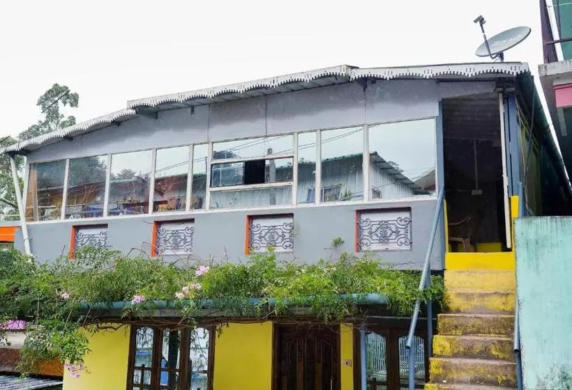 ペンション Oyo 77892 Palani Cottage Stays H Moca