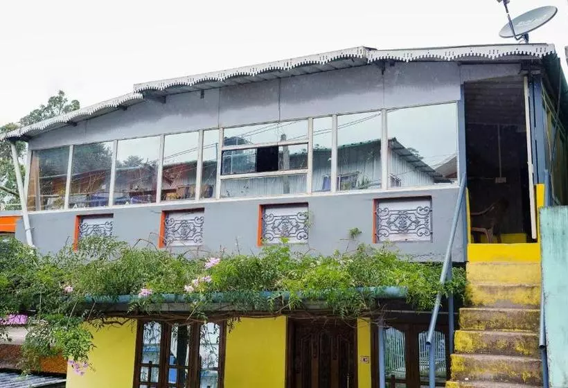 ペンション Oyo 77892 Palani Cottage Stays H Moca