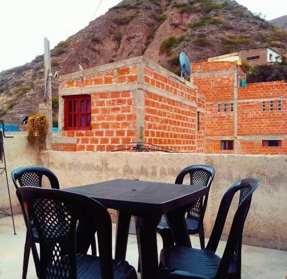 Retkeilymaja Hospedaje Ale