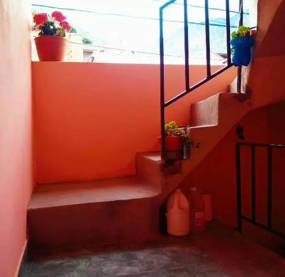 Retkeilymaja Hospedaje Ale