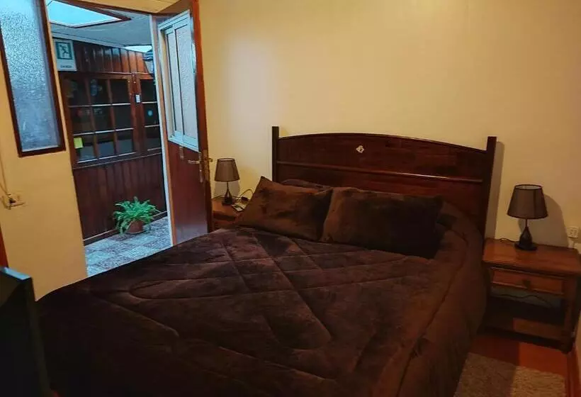 هاستل Hostal Gomero