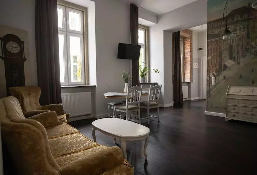 Good Time Residence
