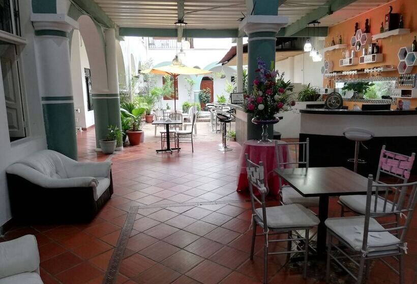 Gran Hotel Valvanera Girardot