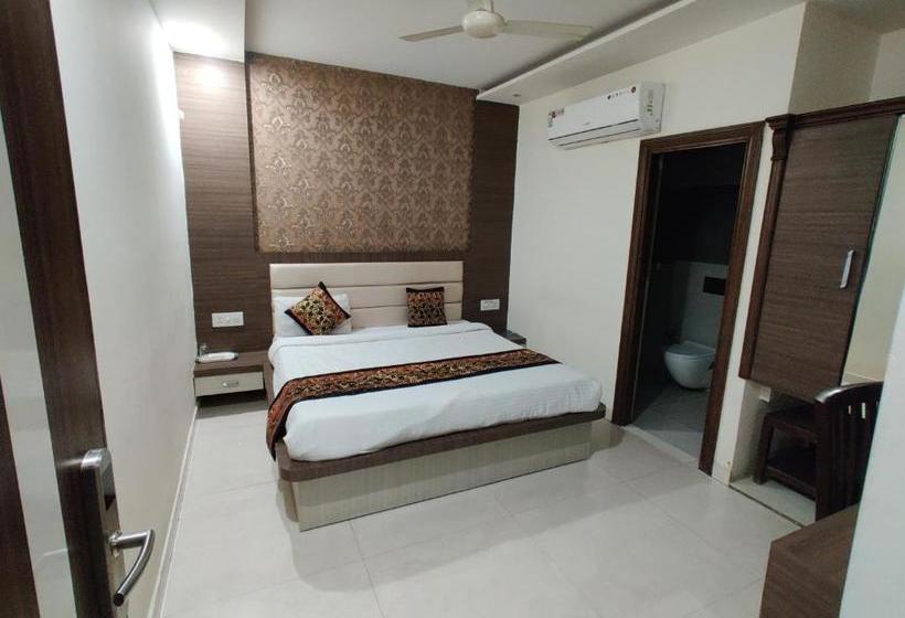 בית מלון כפרי Amritsar Pride